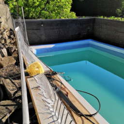 Piscine Extérieure à Coque : Élégance et Facilité d'Entretien Thionville